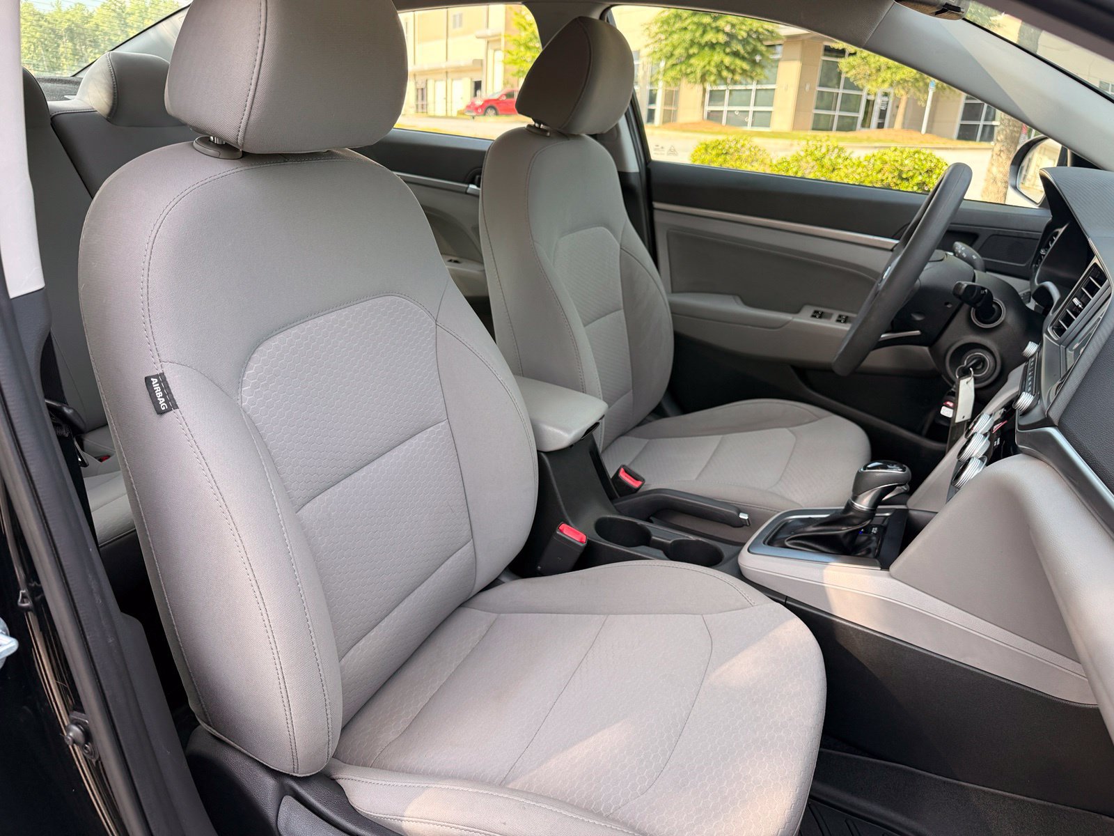 Used 2019 Hyundai Elantra SEL FWD image 36
