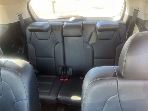 Used 2022 Kia Telluride SX w/ Nightfall Edition Package image 12