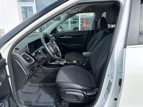 Used 2024 Kia Seltos S image 9