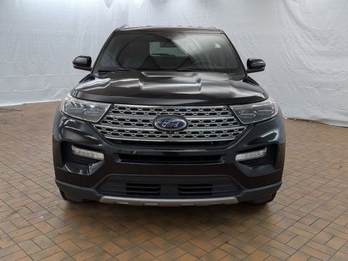 Certified 2020 Ford Explorer Limited AWD/4WD image 2