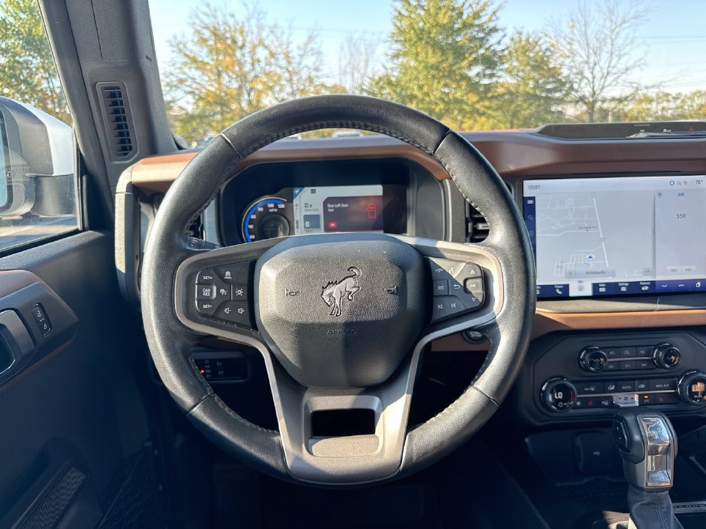 Used 2024 Ford Bronco Outer Banks AWD/4WD image 11