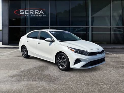 Used 2023 Kia Forte LXS FWD image 7