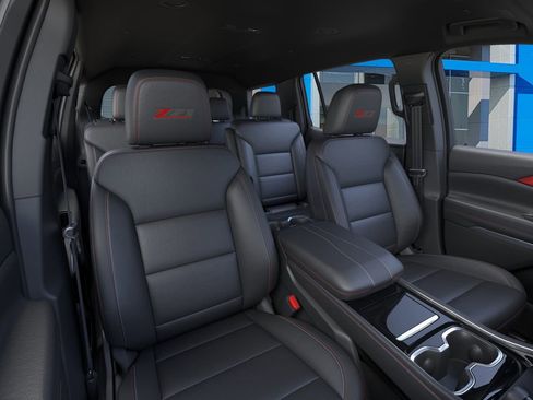 New 2026 Chevrolet Traverse Z71 w/ Enhanced Driving Package image 16