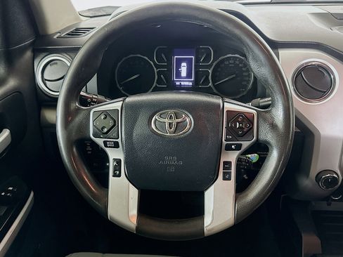 Used 2018 Toyota Tundra SR5 w/ SR5 Upgrade Package image 17