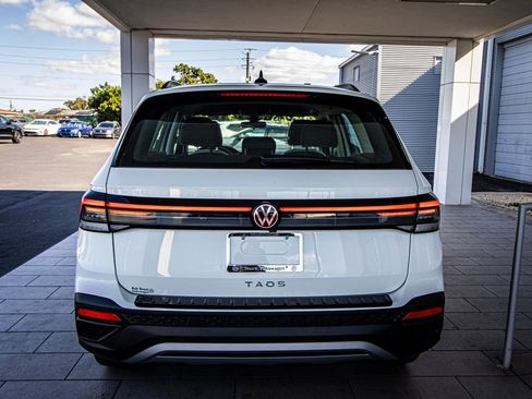 New 2026 Volkswagen Taos S image 14