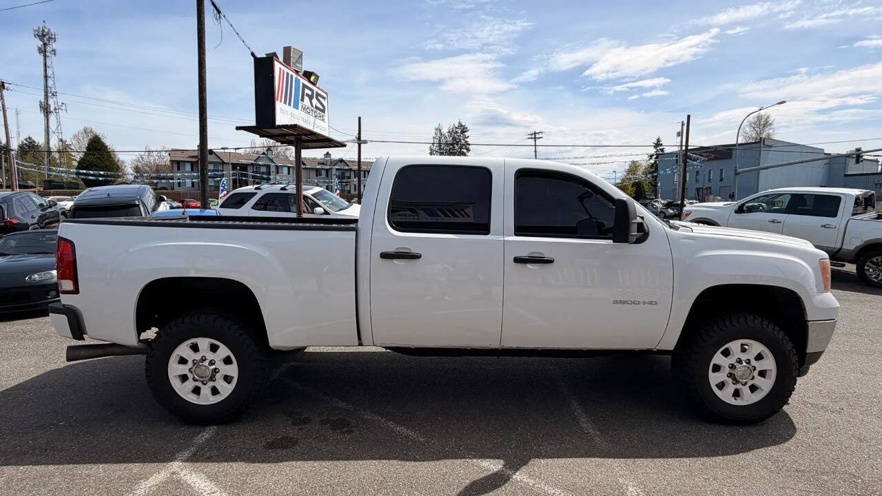 Used 2011 GMC Sierra 2500 SLE AWD/4WD image 6