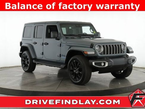 Used 2025 Jeep Wrangler Unlimited Sahara image 1