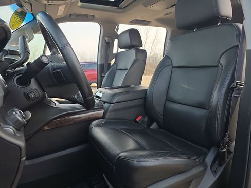 Used 2016 GMC Yukon XL SLT w/ Open Road Package image 16