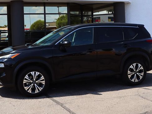 Used 2023 Nissan Rogue SV AWD/4WD image 7