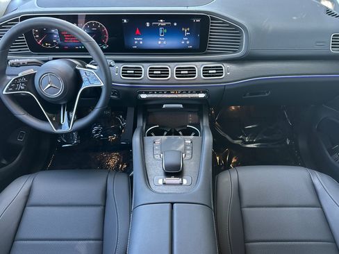 New 2026 Mercedes-Benz GLS 450 4MATIC image 13