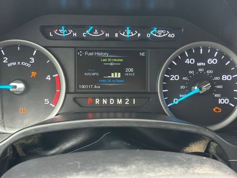 Used 2018 Ford F250 XL w/ Power Equipment Group AWD/4WD image 5
