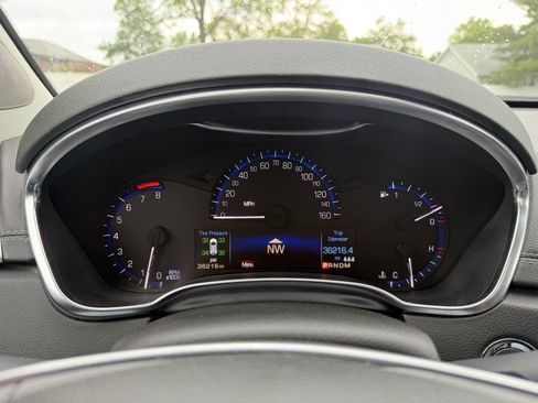 Used 2015 Cadillac SRX Luxury w/ Driver Awareness Package image 21