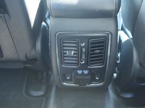 Used 2017 Dodge Durango Citadel RWD image 38