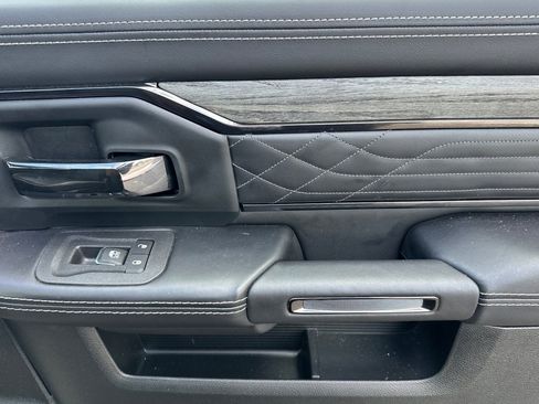 Used 2025 RAM 3500 Limited image 20