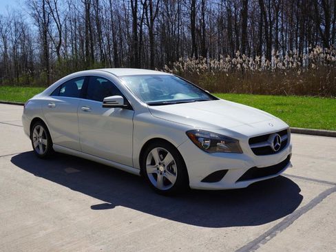 Used 2015 Mercedes-Benz CLA 250 image 7