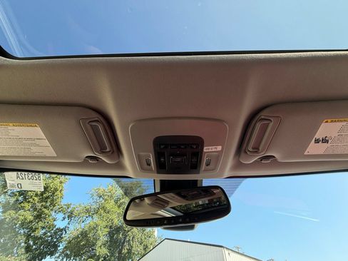 Used 2022 Toyota Camry XSE w/ Navigation Package FWD image 21