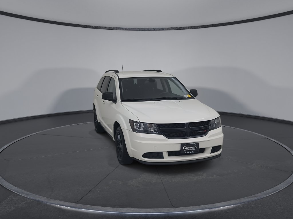 Used 2020 Dodge Journey SE w/ Blacktop Package FWD image 4
