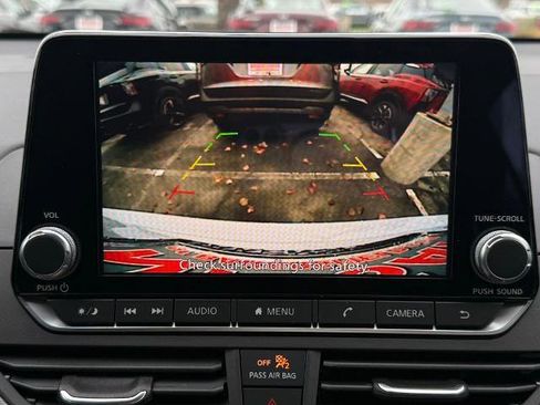 New 2025 Nissan Altima 2.5 SR image 29