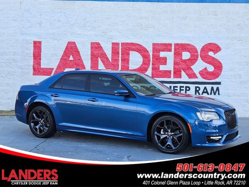 Certified 2023 Chrysler 300 Touring L w/ Popular Equipment Group image 1