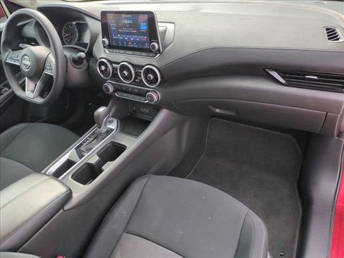 Used 2024 Nissan Sentra SV image 21