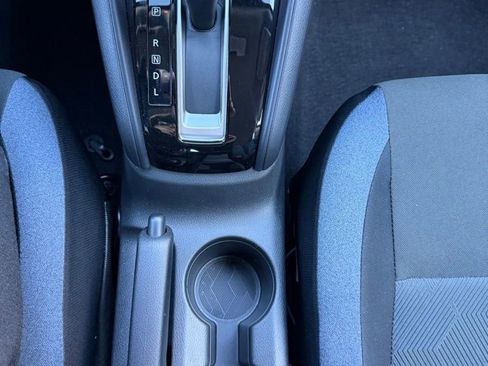 Used 2025 Nissan Versa SV w/ Trunk Package image 22