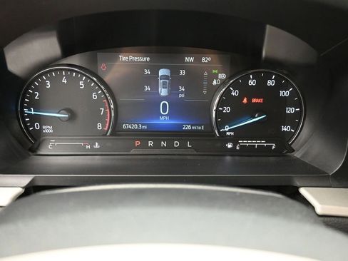 Used 2023 Ford Explorer XLT w/ Equipment Group 202A AWD/4WD image 3