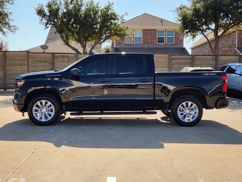 Used 2024 Chevrolet Silverado 1500 Custom image 12