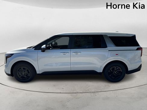 New 2026 Kia Carnival LX image 6