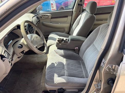 Used 2004 Chevrolet Impala w/ Preferred Equipment Group FWD image 14