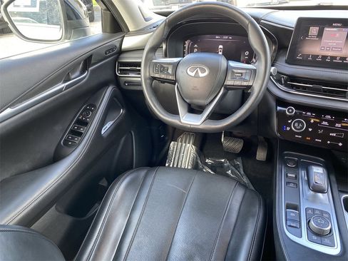 Certified 2022 INFINITI QX60 Luxe w/ Performance Audio Package image 17