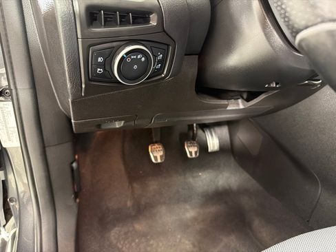 Used 2016 Ford Focus ST FWD image 13