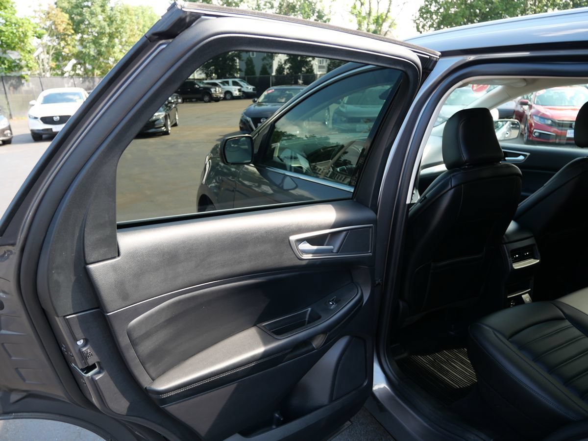 Used 2022 Ford Edge SEL w/ Convenience Package AWD/4WD image 28