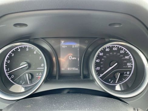 Used 2020 Toyota Camry SE image 22
