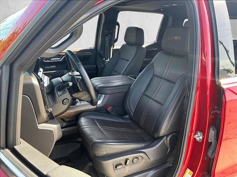Used 2024 Chevrolet Silverado 1500 High Country w/ High Country Premium Package AWD/4WD image 27