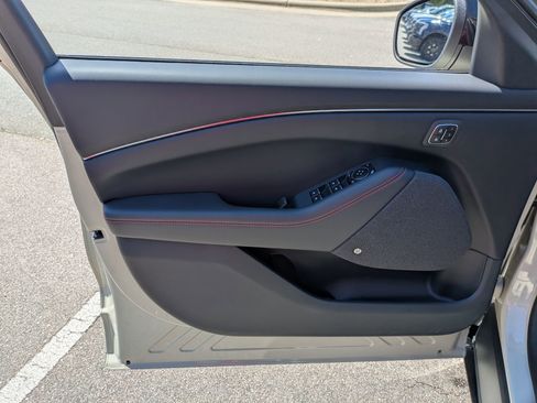 Certified 2025 Ford Mustang Mach-E Premium w/ Sport Appearance Package AWD/4WD image 16