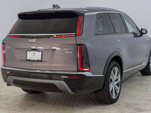 New 2026 Cadillac Vistiq Luxury image 8