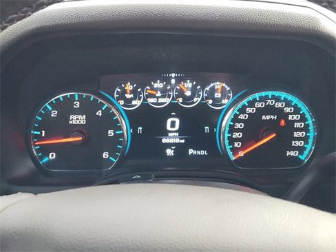 Used 2018 GMC Yukon Denali w/ Denali Ultimate Package image 16