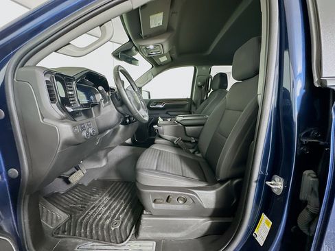 Used 2023 Chevrolet Silverado 1500 LT AWD/4WD image 13