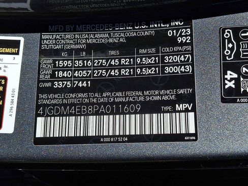 Certified 2023 Mercedes-Benz EQS 580 4MATIC SUV image 25