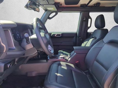 New 2026 Ford Bronco Badlands image 4