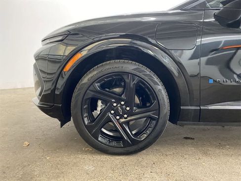 Used 2024 Chevrolet Equinox EV RS image 12