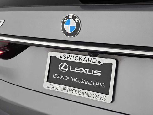 Used 2025 BMW X7 xDrive40i AWD/4WD image 14
