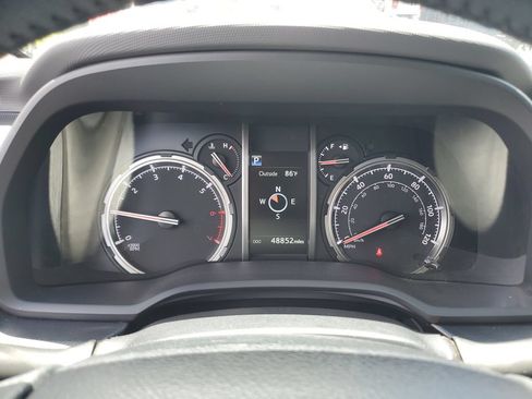 Used 2024 Toyota 4Runner Limited AWD/4WD image 23