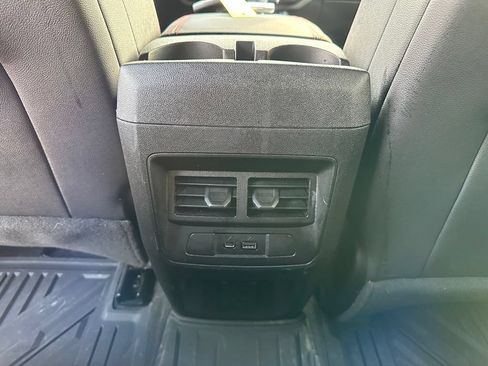 Used 2023 Chevrolet Colorado Z71 w/ Z71 Convenience Package 2 AWD/4WD image 24