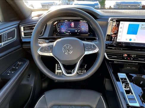 New 2026 Volkswagen Atlas Cross Sport SEL Premium R-Line AWD/4WD image 19