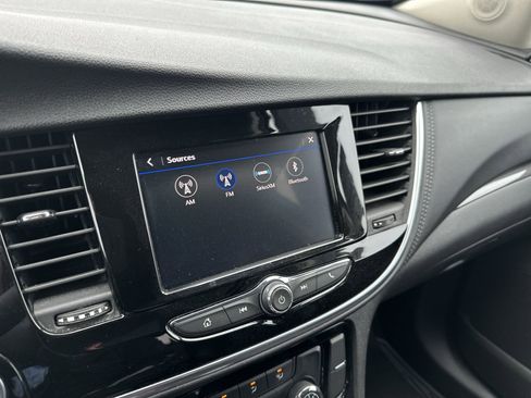 Certified 2022 Buick Encore Preferred AWD/4WD image 16
