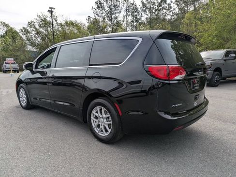 New 2026 Chrysler Voyager LX FWD image 6