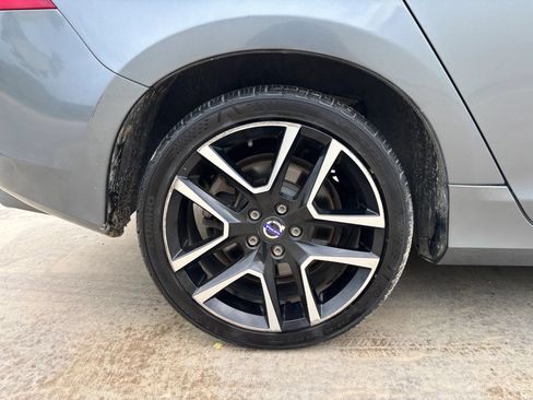 Used 2017 Volvo S60 T5 Dynamic FWD image 25