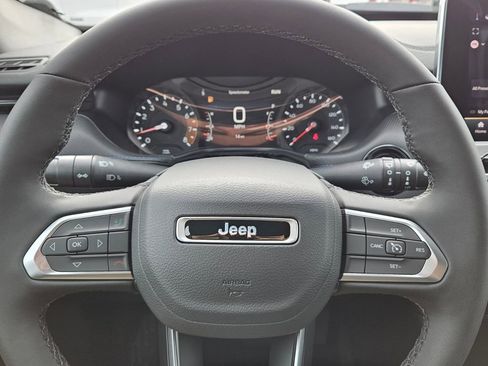 New 2026 Jeep Compass Latitude image 20
