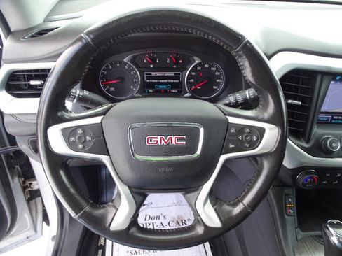 Used 2018 GMC Acadia SLT image 18